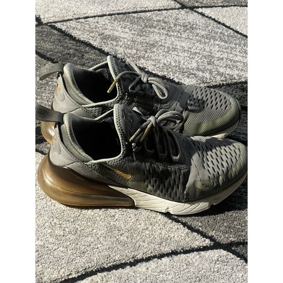 Nike Air Max 270 In Dark Stucco Metallic Gold Sz 7 Womens Running Shoe - Picture 2 of 6
